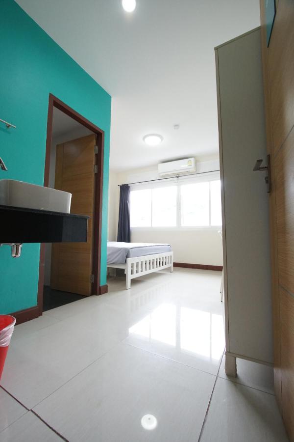 Bedbox Guesthouse And Hostel Patong المظهر الخارجي الصورة