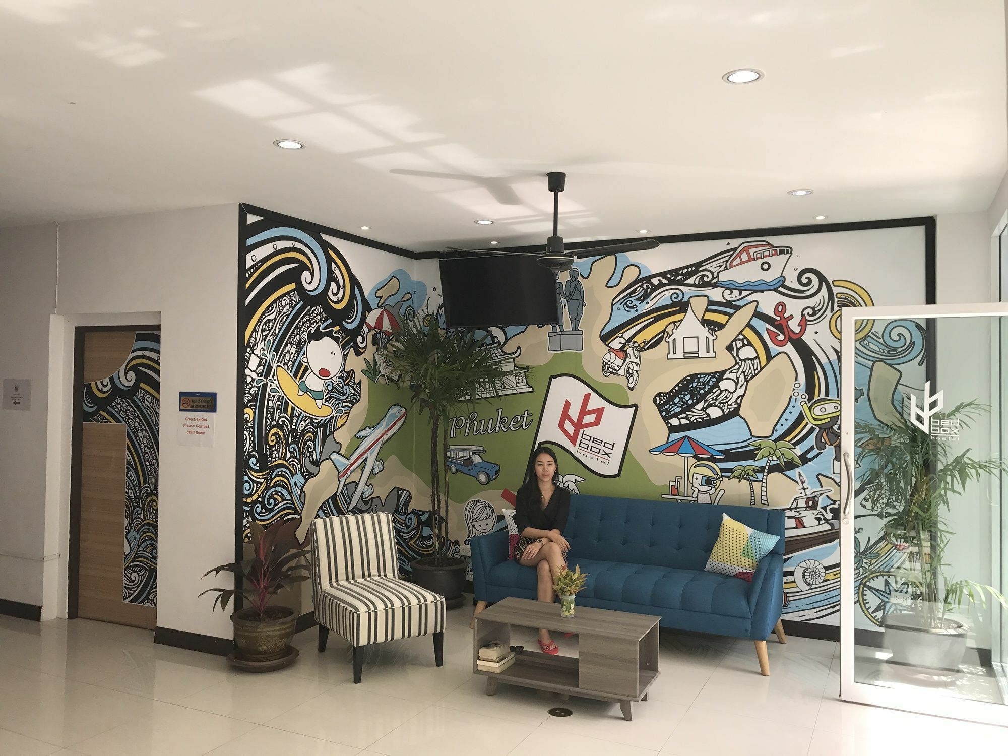 Bedbox Guesthouse And Hostel Patong المظهر الخارجي الصورة
